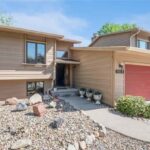 Elevate Your Space: Laminate vinyl floor covering and Professional Vinyl Floor Installation